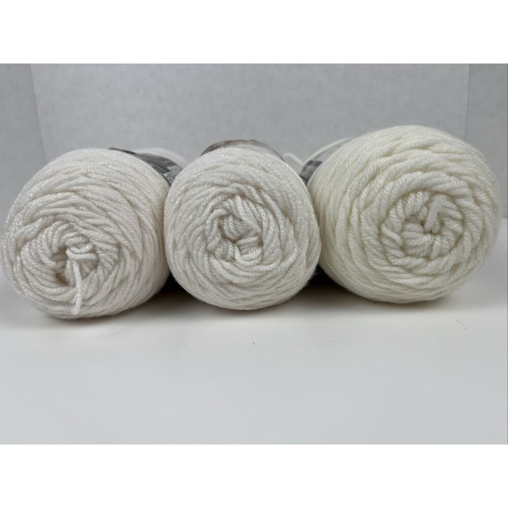 Red Heart Super Saver Yarn Soft White E300-316 Lot Of 3 Various Weights - Picture 5 of 6